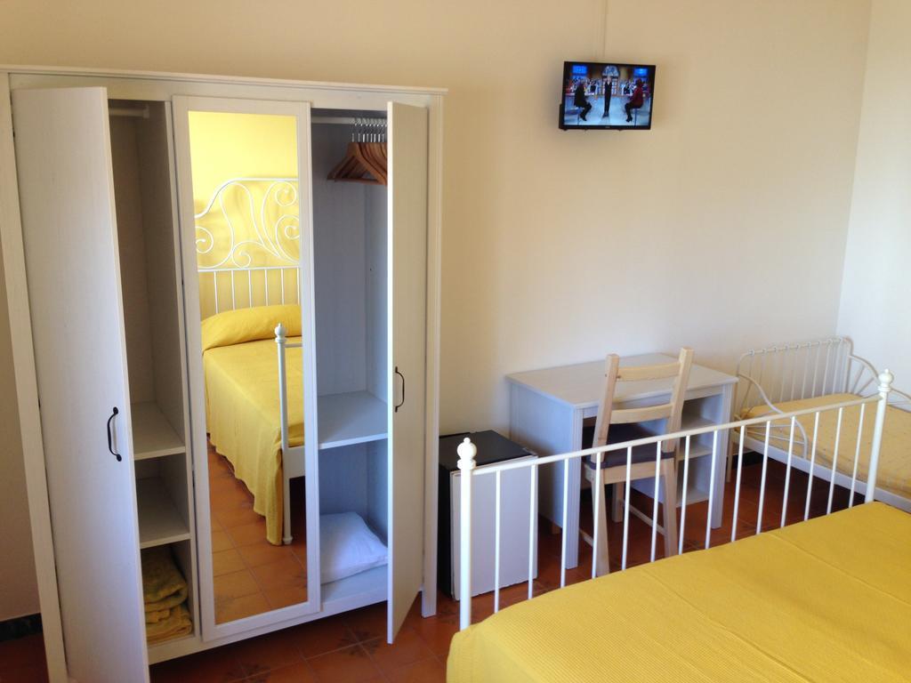 Da Patrizia Hotel Santa Teresa Gallura Buitenkant foto